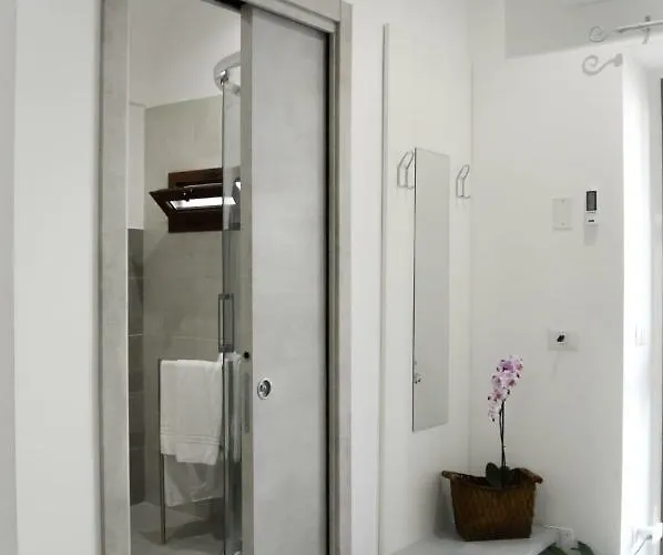 לינה וארוחת בוקר Dolce Idea 3*